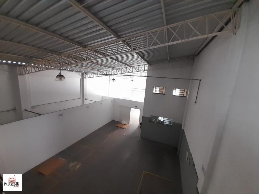 Depósito-Galpão-Armazém para alugar, 300m² - Foto 4