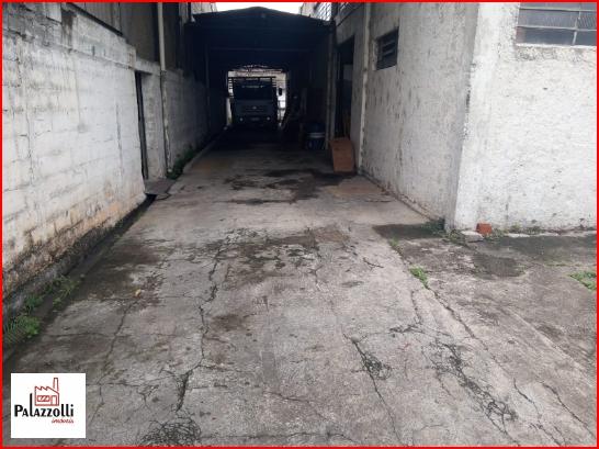 Depósito-Galpão-Armazém para alugar, 650m² - Foto 2